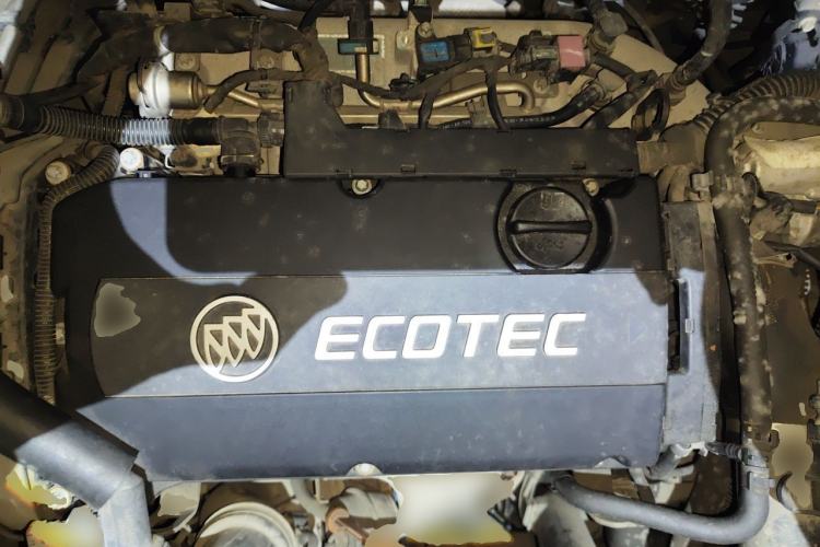 Used Buick Regal 2014 1.6T Fashionable Tech Edition Engine Bay