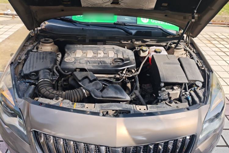 Used Buick Regal 2014 2.0L Elite Fashion Edition Engine Bay