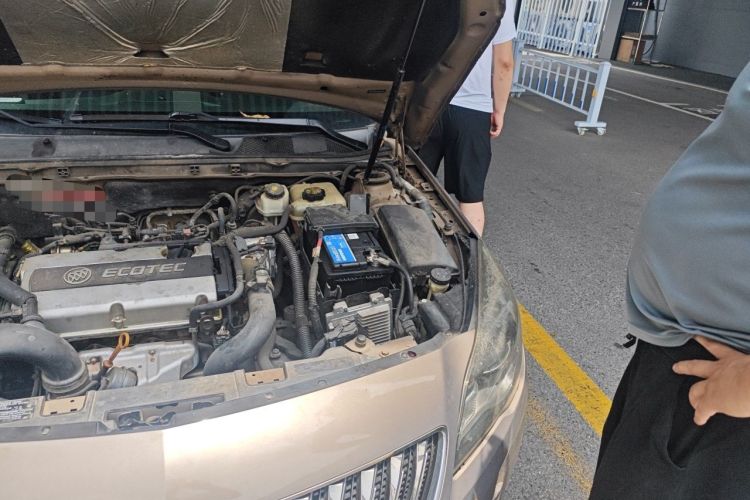 Used Buick Regal 2014 1.6T Fashionable Tech Edition Engine Bay Left
