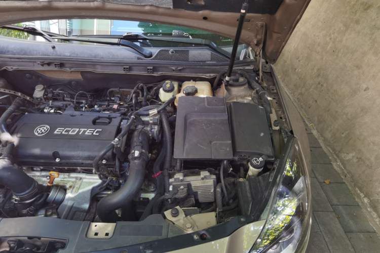 Used Buick Regal 2014 1.6T Fashionable Tech Edition Engine Bay Left