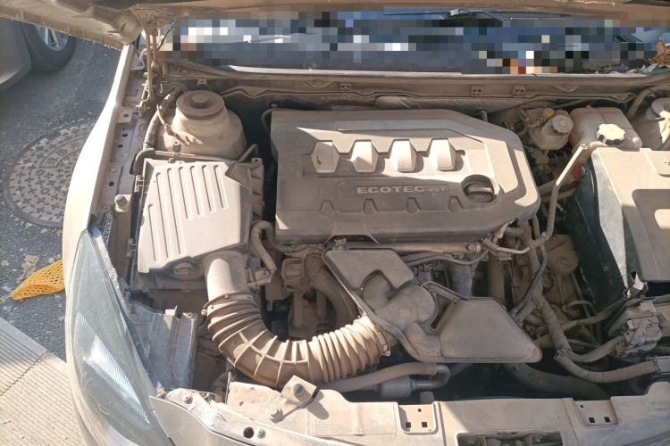 Used Buick Regal 2014 2.0L Leading Fashion Edition Engine Bay Right