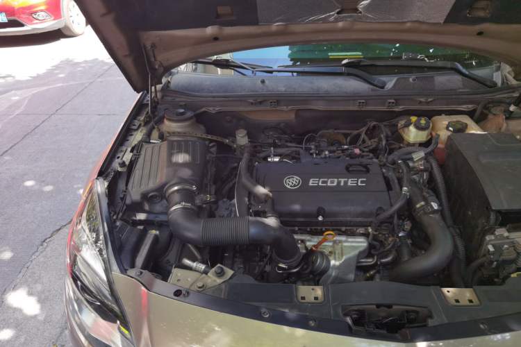 Used Buick Regal 2014 1.6T Fashionable Tech Edition Engine Bay Right