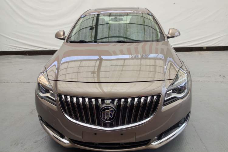 Used Buick Regal 2014 2.0L Leading Fashion Edition Exterior 3