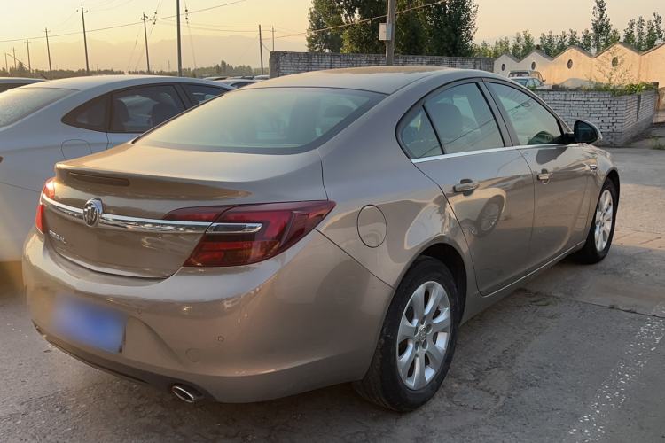 Used Buick Regal 2014 2.0L Leading Fashion Edition Exterior 3