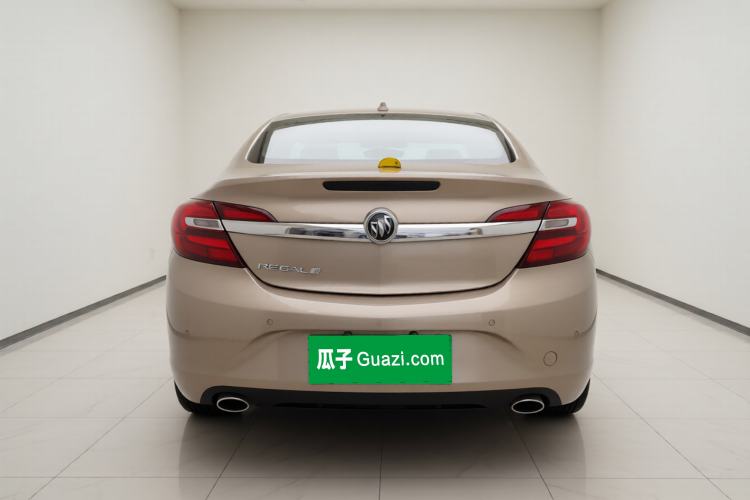 Used Buick Regal 2014 2.0L Leading Fashion Edition Exterior 4