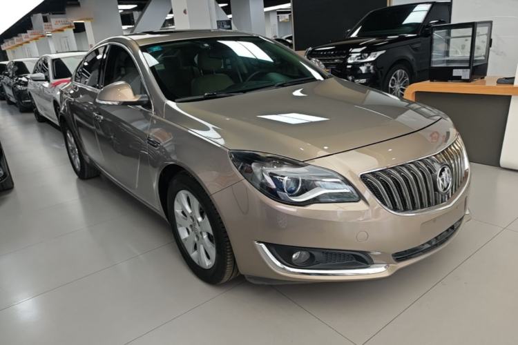 Used Buick Regal 2014 2.0L Elite Fashion Edition Front Right 45 Deg