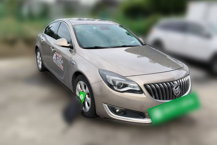 Used Buick Regal 2014 2.0L Elite Fashion Edition Front Right 45 Deg