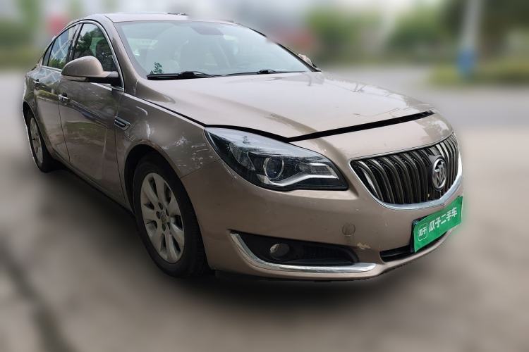 Used Buick Regal 2014 2.0L Elite Fashion Edition Front Right 45 Deg