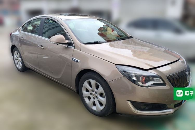 Used Buick Regal 2014 2.0L Leading Fashion Edition Front Right 45 Deg