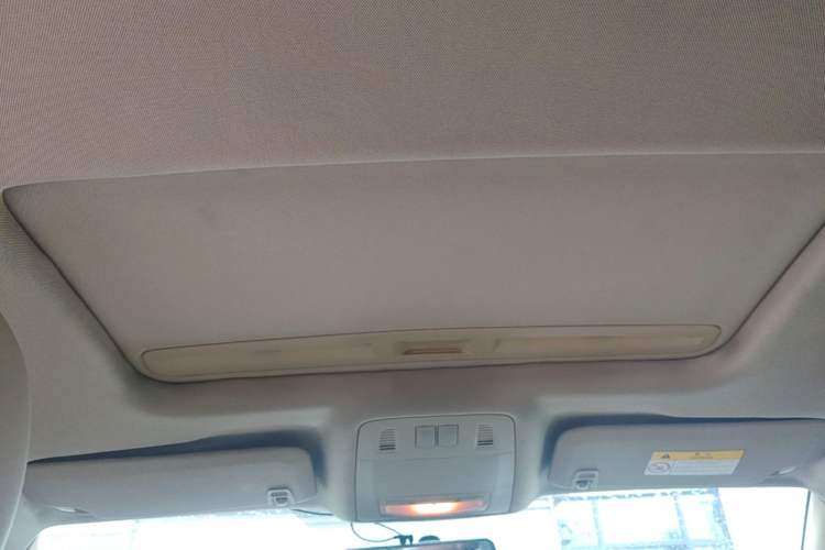 Used Buick Regal 2014 2.0L Leading Fashion Edition Headliner