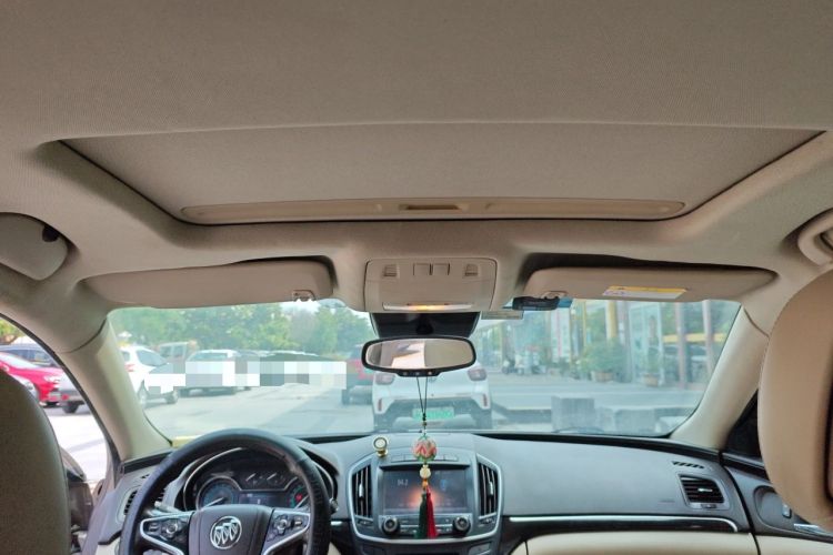 Used Buick Regal 2014 2.0L Elite Fashion Edition Headliner