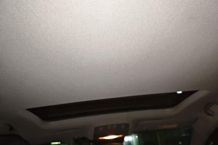 Used Buick Regal 2014 1.6T Fashionable Tech Edition Headliner
