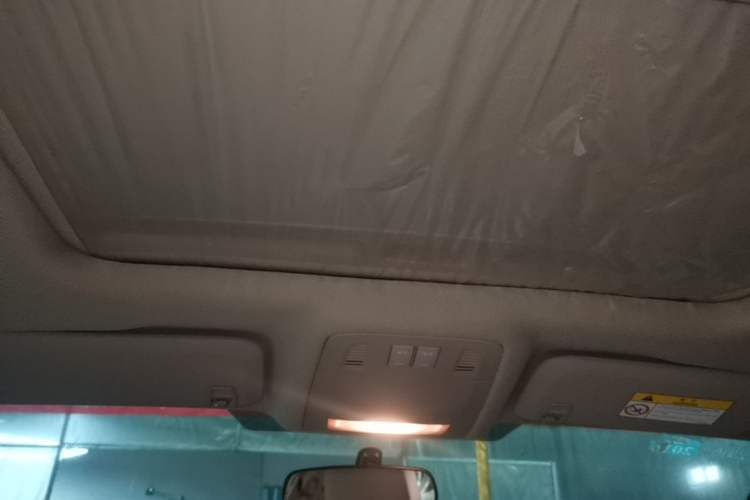 Used Buick Regal 2014 2.0L Leading Fashion Edition Headliner