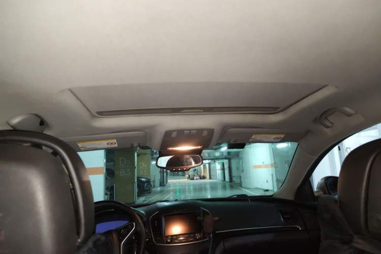 Used Buick Regal 2014 2.4L SIDI Luxury Fashion Edition Headliner