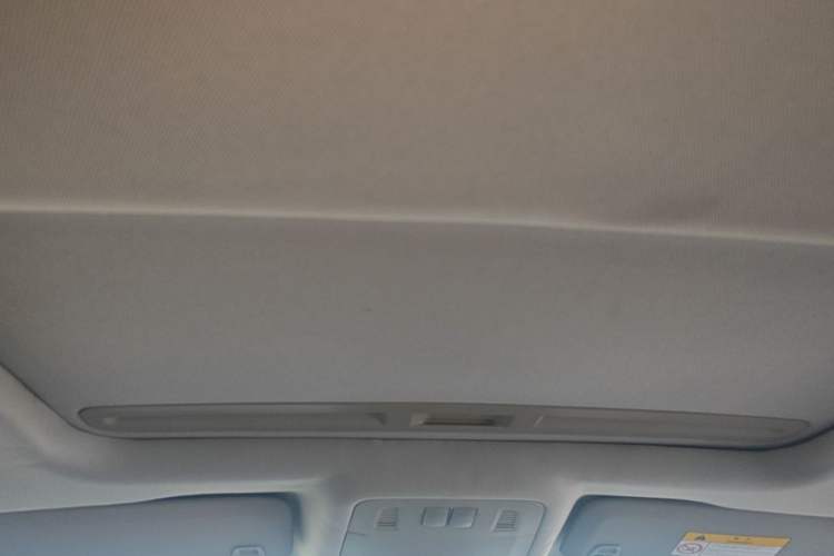 Used Buick Regal 2014 1.6T Fashionable Tech Edition Headliner