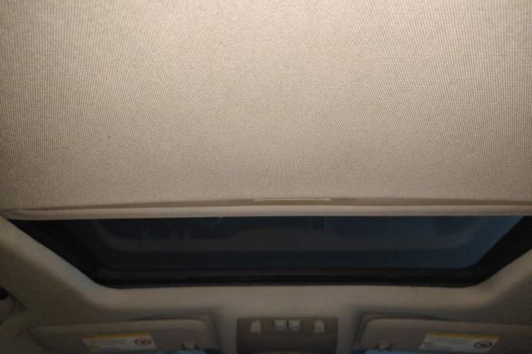 Used Buick Regal 2014 2.0L Leading Fashion Edition Headliner