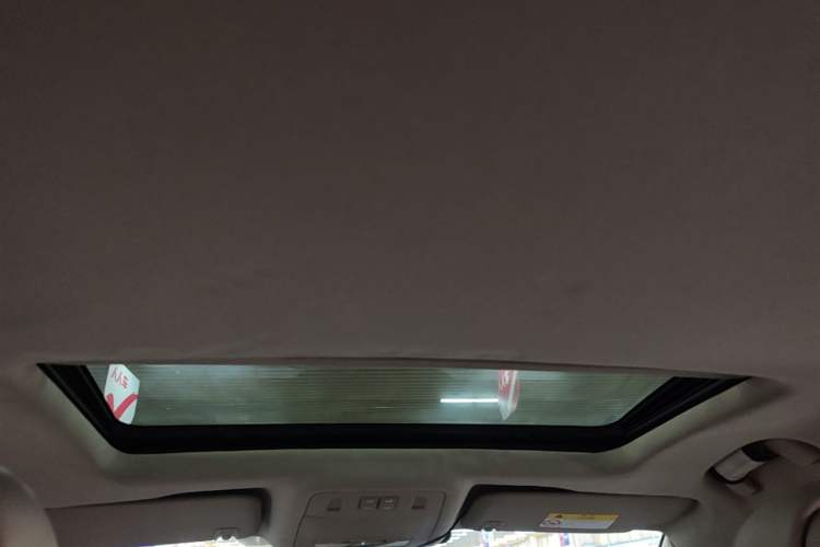 Used Buick Regal 2014 2.0L Elite Fashion Edition Headliner
