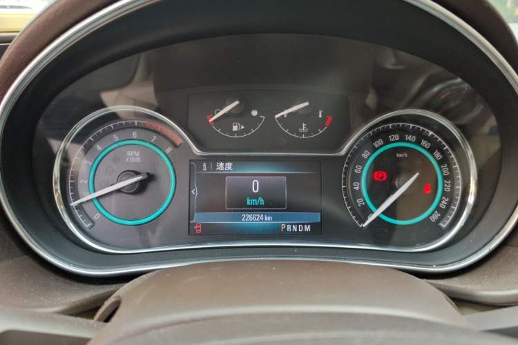 Used Buick Regal 2014 2.0L Elite Fashion Edition Instrument Cluster