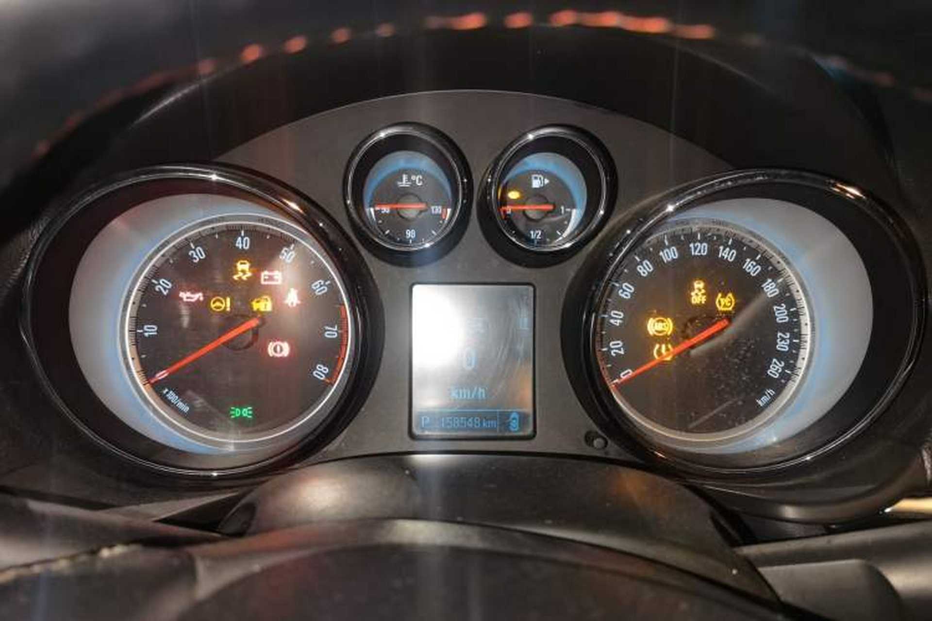 Used Buick Regal 2014 1.6T Fashionable Tech Edition Instrument Cluster