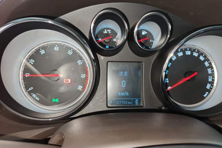 Used Buick Regal 2014 2.0L Leading Fashion Edition Instrument Cluster