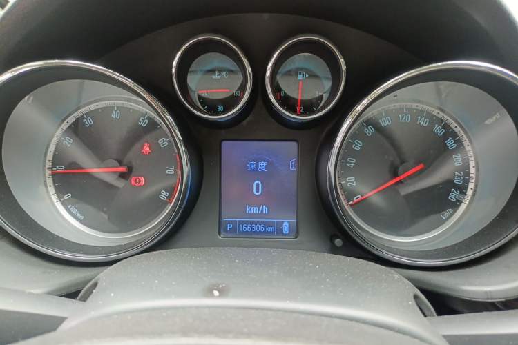 Used Buick Regal 2014 1.6T Fashionable Tech Edition Instrument Cluster