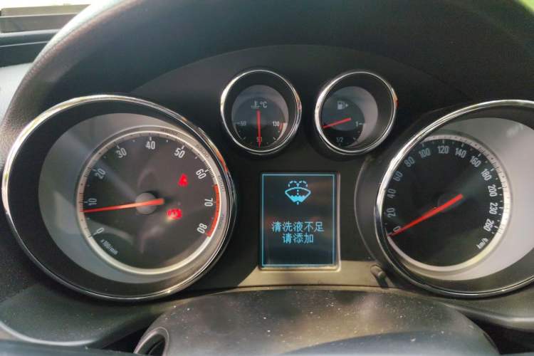 Used Buick Regal 2014 1.6T Fashionable Tech Edition Instrument Cluster