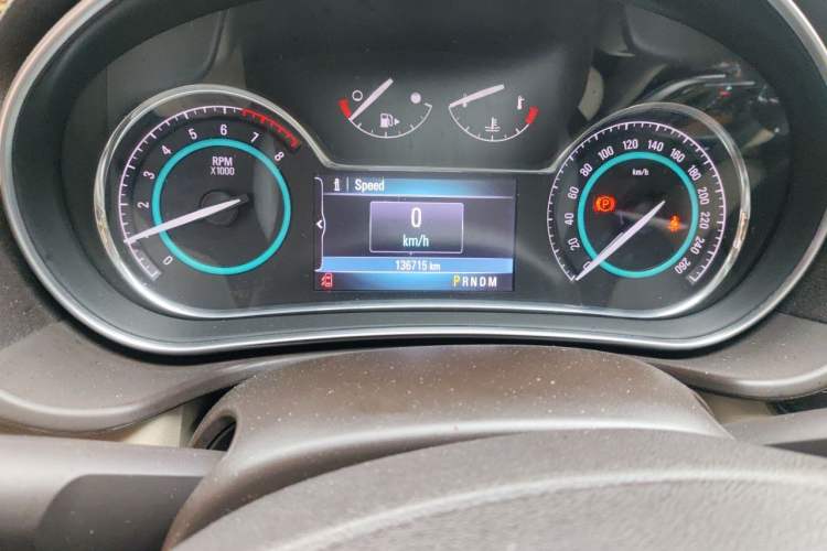 Used Buick Regal 2014 2.0L Elite Fashion Edition Instrument Cluster