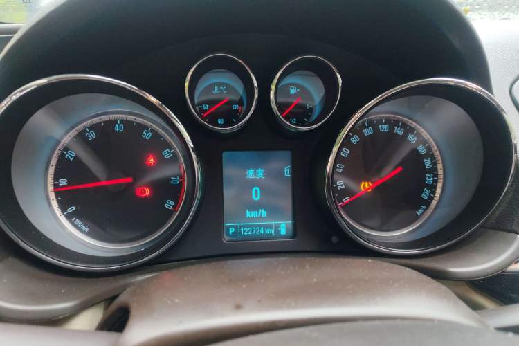 Used Buick Regal 2014 2.0L Leading Fashion Edition Instrument Cluster