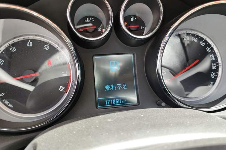 Used Buick Regal 2014 1.6T Fashionable Tech Edition Instrument Cluster