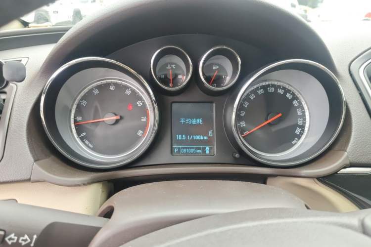 Used Buick Regal 2014 2.0L Leading Fashion Edition Instrument Cluster