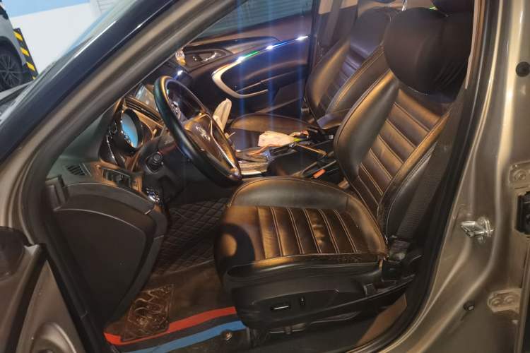Used Buick Regal 2014 1.6T Fashionable Tech Edition Left Front Seat