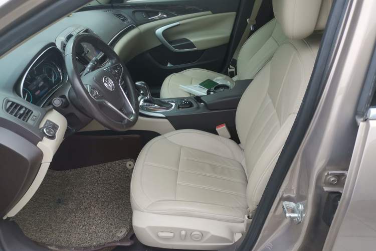 Used Buick Regal 2014 2.0L Elite Fashion Edition Left Front Seat