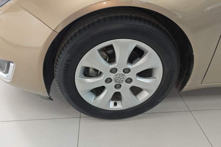 Used Buick Regal 2014 2.0L Elite Fashion Edition Left Front Wheel Hub