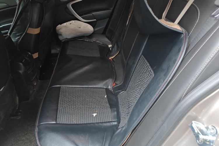 Used Buick Regal 2014 1.6T Fashionable Tech Edition Left Rear Seat