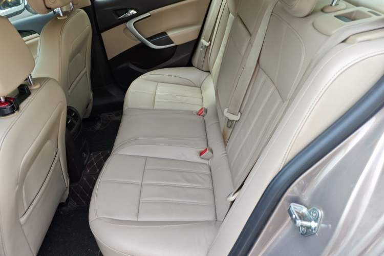 Used Buick Regal 2014 2.0L Elite Fashion Edition Left Rear Seat