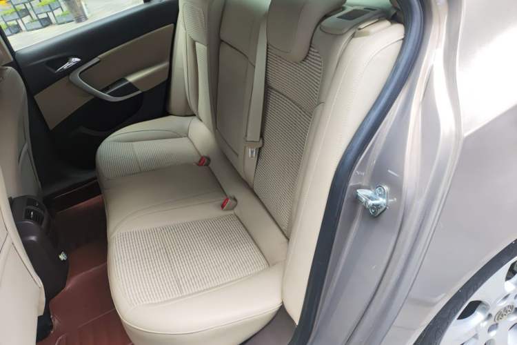Used Buick Regal 2014 2.0L Leading Fashion Edition Left Rear Seat