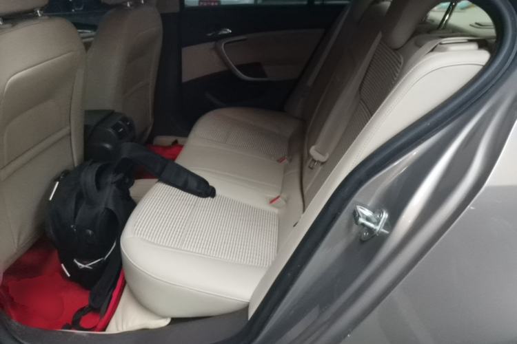 Used Buick Regal 2014 2.0L Leading Fashion Edition Left Rear Seat
