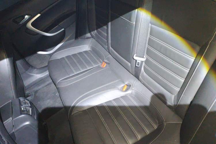 Used Buick Regal 2014 1.6T Fashionable Tech Edition Left Rear Seat