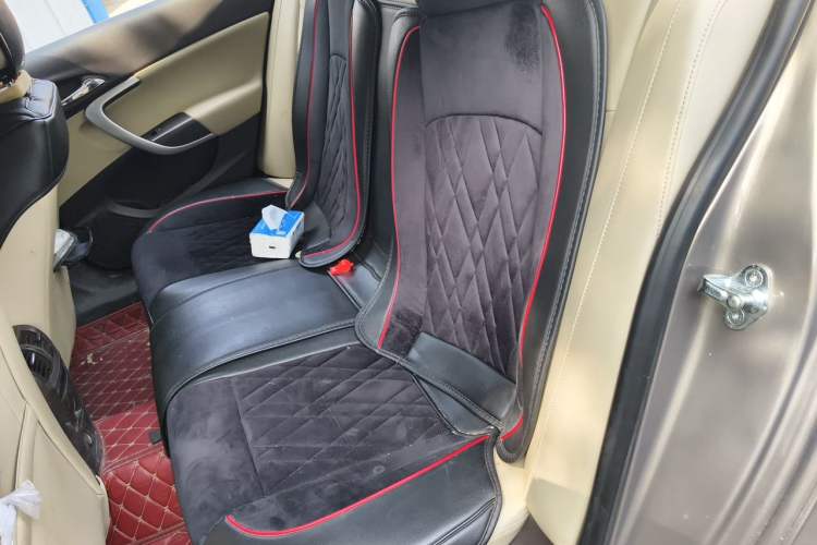 Used Buick Regal 2014 2.0L Leading Fashion Edition Left Rear Seat