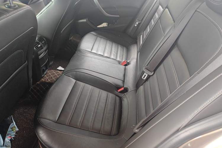 Used Buick Regal 2014 1.6T Fashionable Tech Edition Left Rear Seat