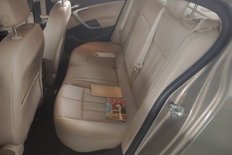 Used Buick Regal 2014 2.0L Elite Fashion Edition Left Rear Seat