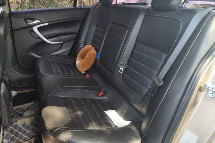 Used Buick Regal 2014 1.6T Fashionable Tech Edition Left Rear Seat