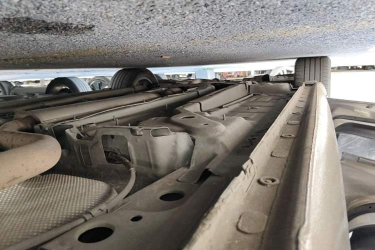 Used Buick Regal 2014 1.6T Fashionable Tech Edition Left Side Sill