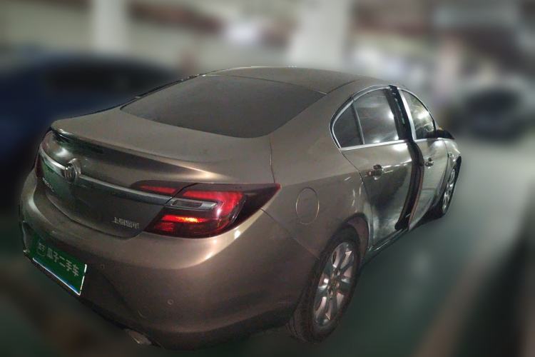 Used Buick Regal 2014 2.0L Leading Fashion Edition Rear Right 45 Deg