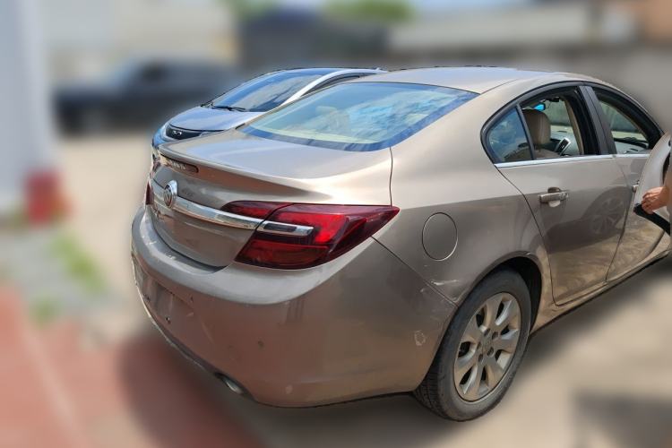Used Buick Regal 2014 2.0L Leading Fashion Edition Rear Right 45 Deg