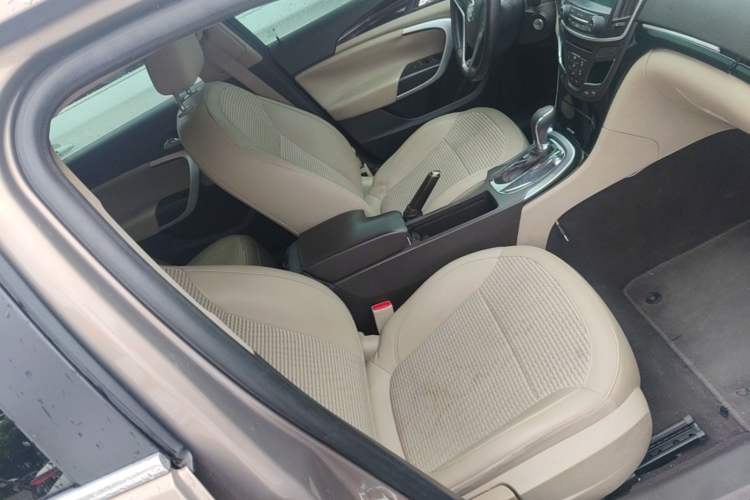 Used Buick Regal 2014 2.0L Leading Fashion Edition Right Front Seat