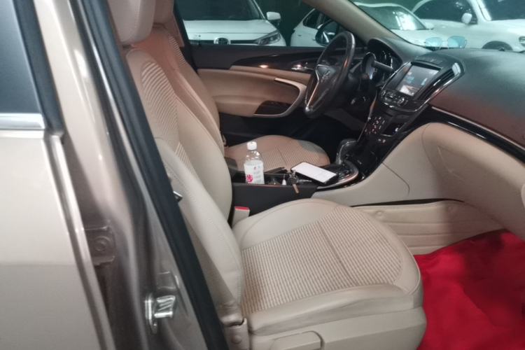 Used Buick Regal 2014 2.0L Leading Fashion Edition Right Front Seat