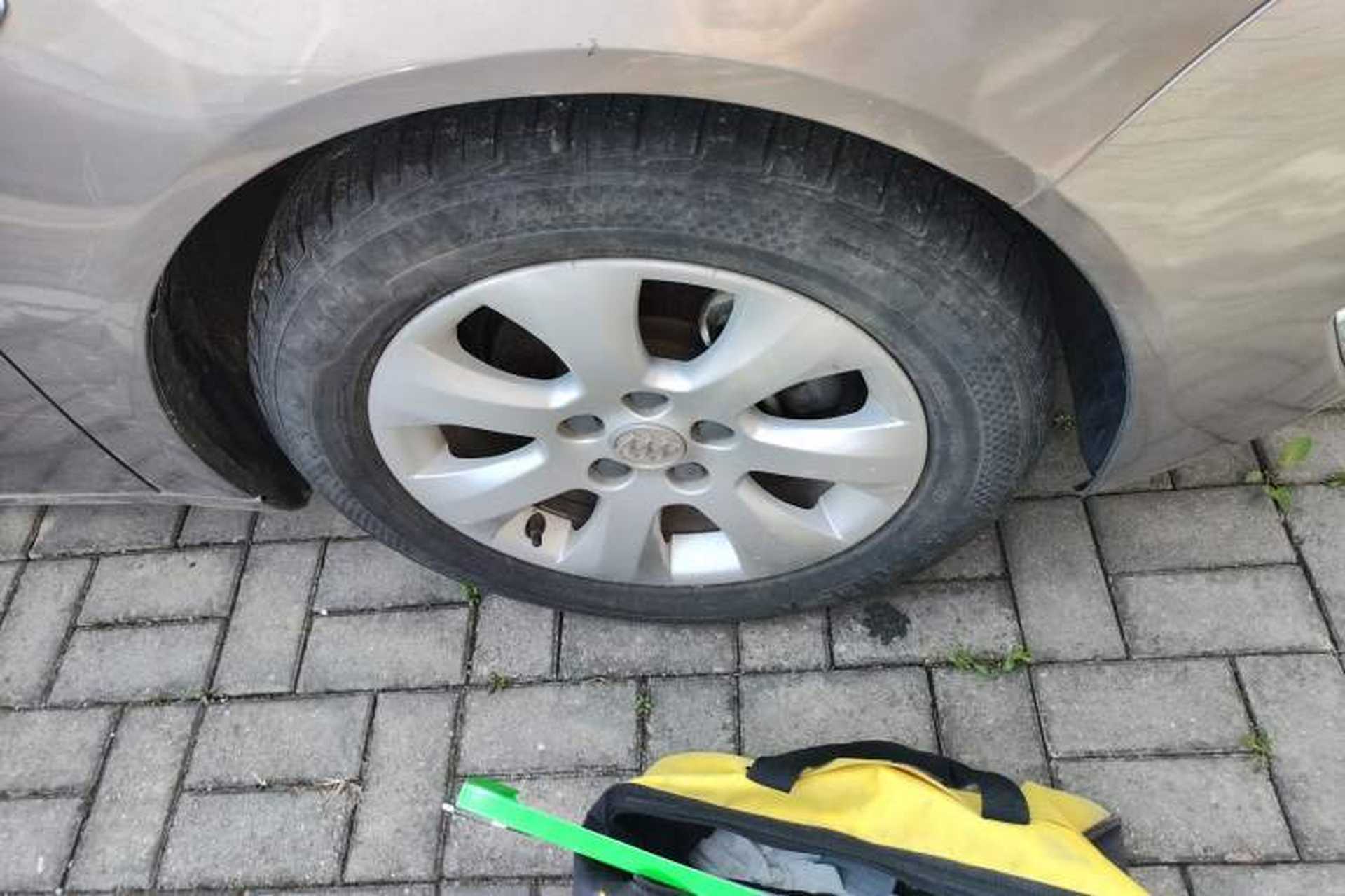 Used Buick Regal 2014 2.0L Elite Fashion Edition Right Front Wheel Hub