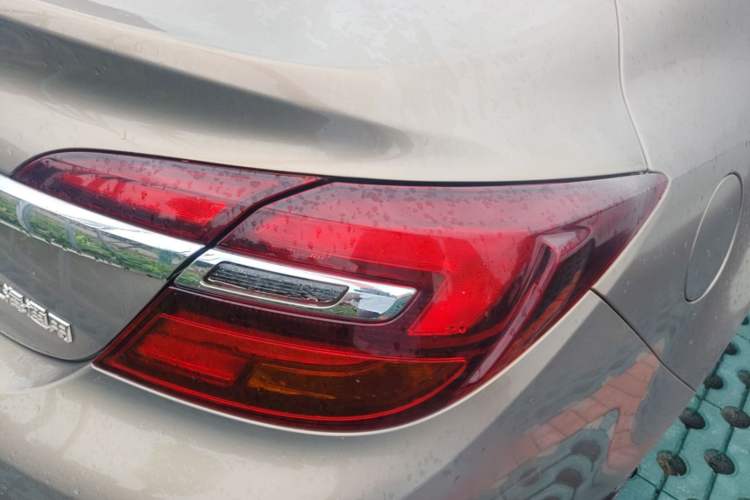 Used Buick Regal 2014 2.0L Leading Fashion Edition Right Rear Taillight