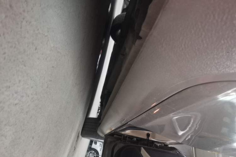 Used Buick Regal 2014 2.0L Leading Fashion Edition Right Side Sill